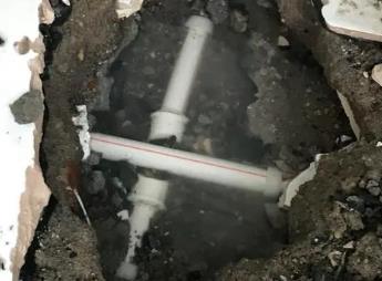 石首阳台漏水维修公司为您分享楼上楼下漏水怎么处理